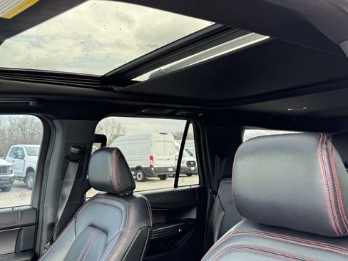 Used 2021 Ford Expedition Max Limited image 35