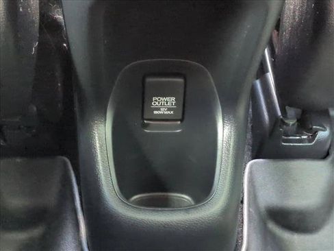 Used 2016 Honda HR-V LX image 23