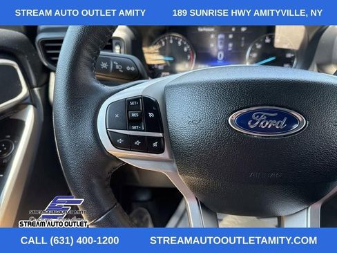 Used 2022 Ford Explorer XLT AWD/4WD image 43