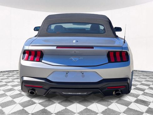 Used 2025 Ford Mustang Premium RWD image 19