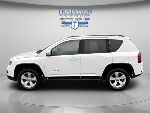 Used 2016 Jeep Compass 4WD image 2