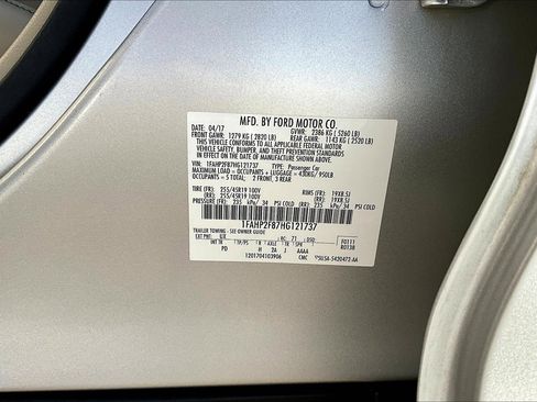 Used 2017 Ford Taurus Limited image 31