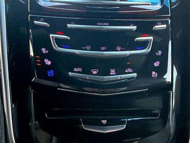 Used 2018 Cadillac Escalade Platinum AWD/4WD image 4