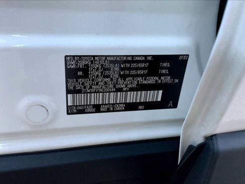 Used 2022 Toyota RAV4 XLE FWD image 34
