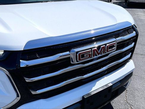 Used 2025 GMC Terrain Elevation AWD/4WD image 3