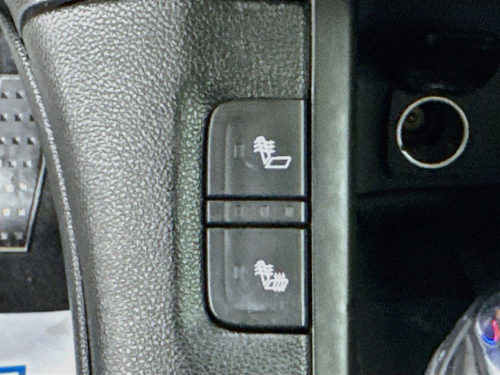 Used 2019 GMC Acadia SLT FWD image 24
