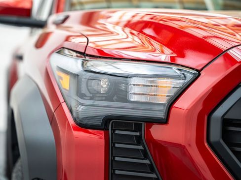 New 2026 Toyota Tacoma TRD Off-Road w/ TRD Off Road Upgrade Package AWD/4WD image 14