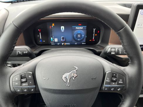 New 2026 Ford Bronco Sport Outer Banks w/ Outer Banks Tech Package+ AWD/4WD image 19