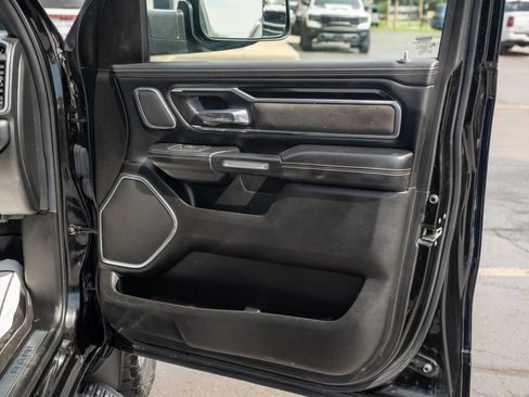 Used 2022 RAM 1500 Laramie w/ Night Edition AWD/4WD image 9