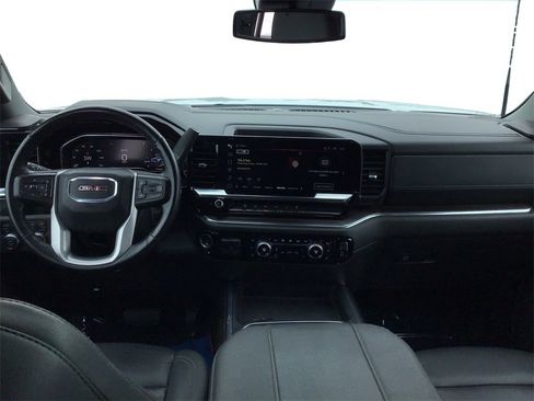 Used 2024 GMC Sierra 2500 SLT w/ SLT Premium Package image 23