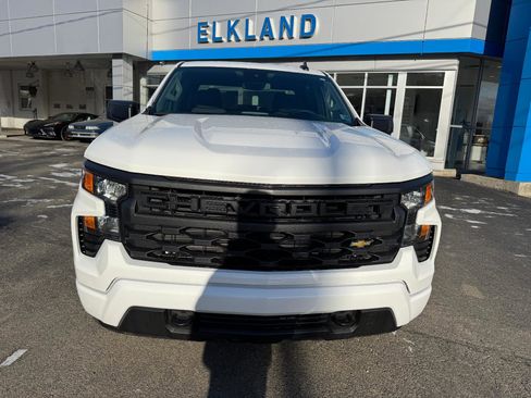 Used 2023 Chevrolet Silverado 1500 Custom image 4