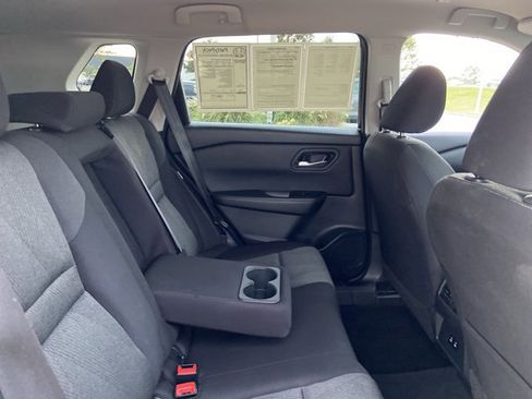 Used 2024 Nissan Rogue SV image 20