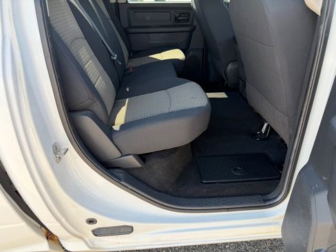 Used 2012 RAM 1500 Express w/ ST Popular Equipment Group AWD/4WD image 12