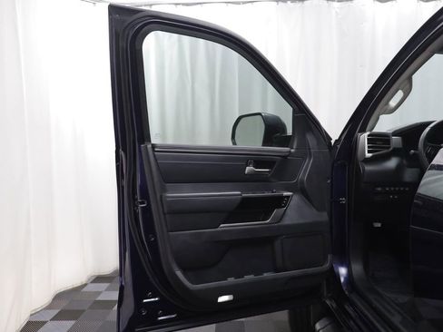 Used 2024 Toyota Tundra Limited AWD/4WD image 4