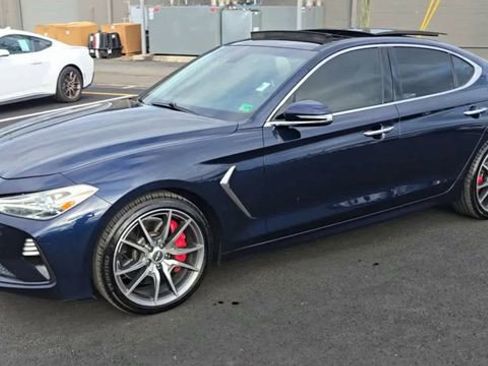 Used 2019 Genesis G70 3.3T Advanced w/ Elite Package RWD image 5