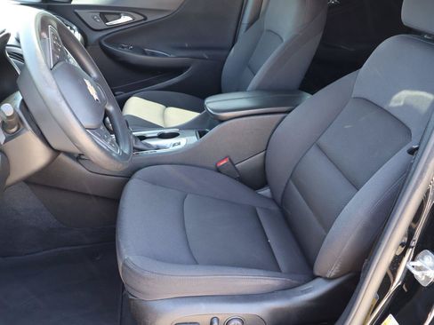 Used 2023 Chevrolet Malibu LT FWD image 9