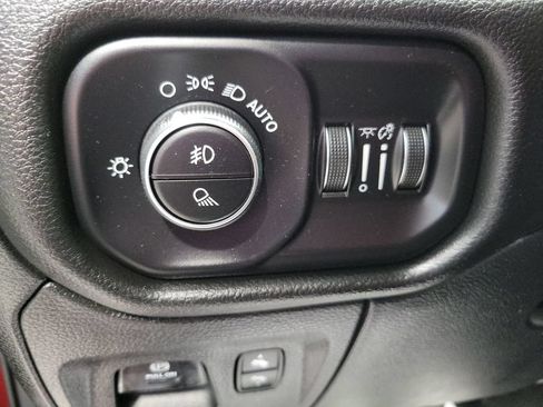 Used 2023 RAM 1500 Laramie AWD/4WD image 39