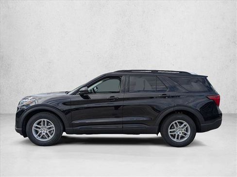New 2026 Ford Explorer Active w/ Active Comfort Package image 5