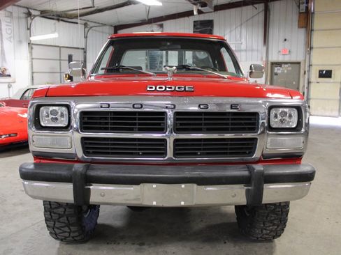 Used 1993 Dodge D/W Truck 250 image 9