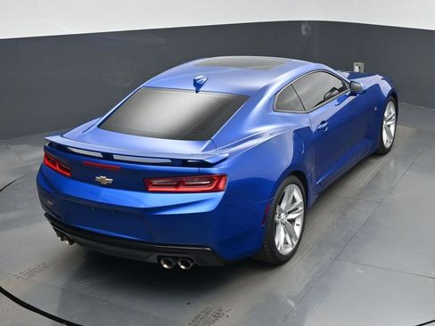 Used 2018 Chevrolet Camaro SS image 24
