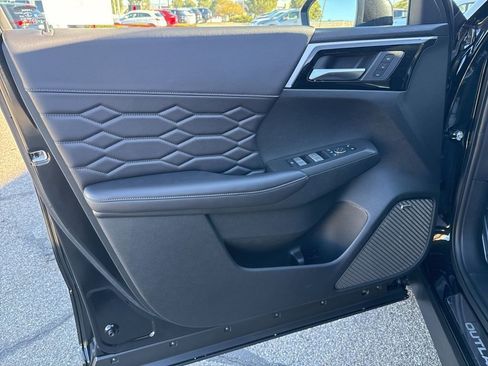 New 2026 Mitsubishi Outlander SEL image 30