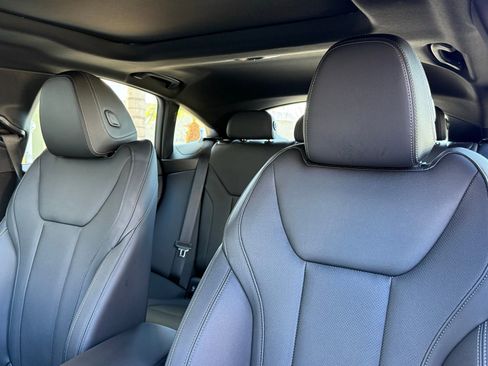 Used 2025 BMW i4 eDrive40 image 23