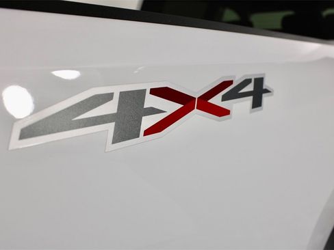 Used 2021 Chevrolet Silverado 2500 LT w/ Fleet Comfort Package image 12