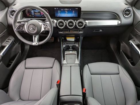Certified 2026 Mercedes-Benz GLB 250 4MATIC image 13