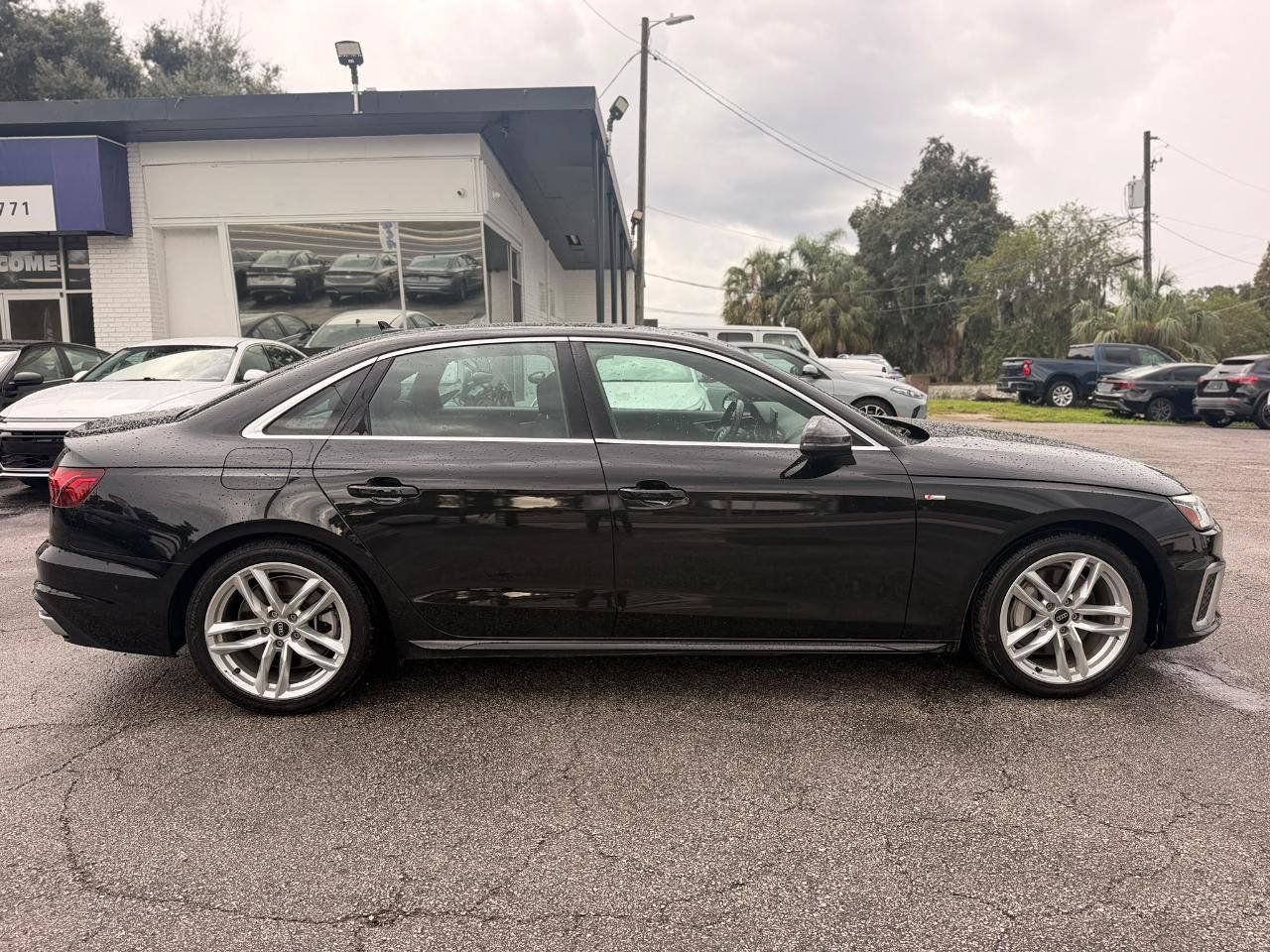 Used 2024 Audi A4 2.0T Premium Plus AWD/4WD image 6