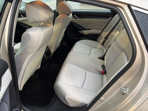 Used 2019 Honda Accord LX image 11