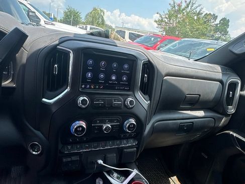 Used 2023 GMC Sierra 3500 AT4 w/ AT4 Premium Plus Package AWD/4WD image 6