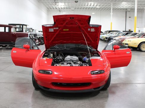 Used 1990 MAZDA MX-5 Miata RWD image 34