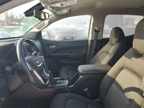 Certified 2019 GMC Canyon SLE w/ Driver Alert Package image 22