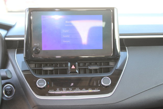 Used 2024 Toyota Corolla LE w/ LE Convenience Package FWD image 15