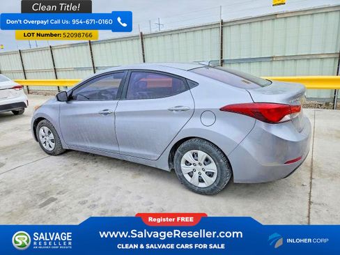 Used 2016 Hyundai Elantra SE FWD image 3