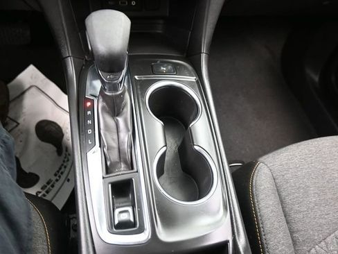 Used 2024 Chevrolet Equinox LT image 11