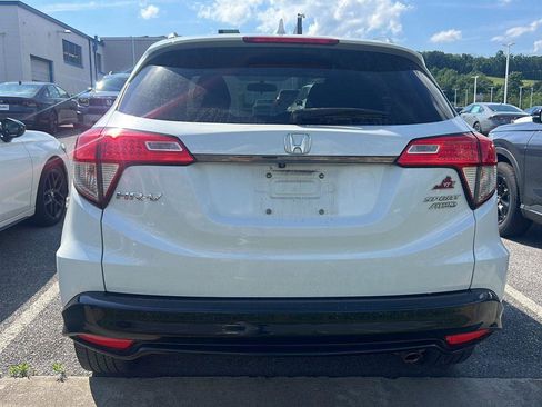 Used 2021 Honda HR-V Sport image 3