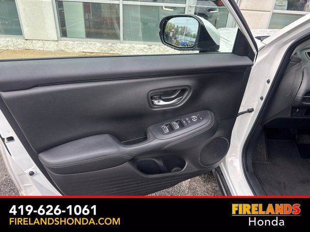 Used 2024 Honda HR-V EX-L image 13