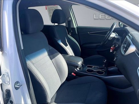 Used 2016 Kia Sorento AWD w/ LX Convenience Package image 7