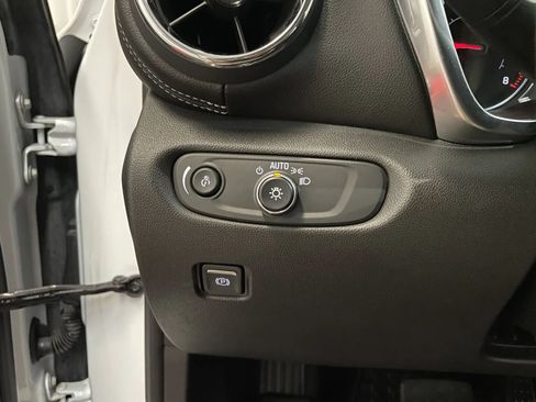 Used 2023 Chevrolet Blazer LT FWD image 25