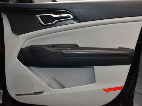 Certified 2023 Kia Sportage EX FWD image 13