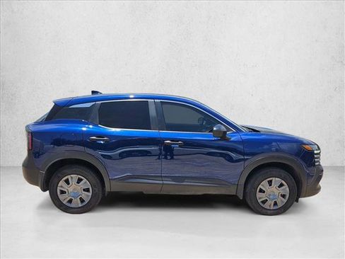 Used 2025 Nissan Kicks S w/ Interior Electronics Package FWD image 4