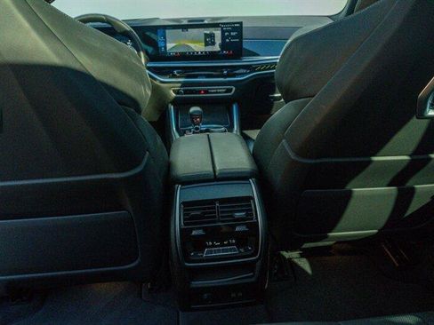 Used 2025 BMW X5 M Competition w/ Executive Package image 66