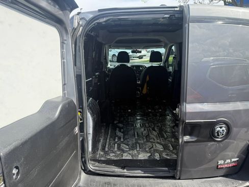Used 2019 RAM ProMaster City Tradesman image 16
