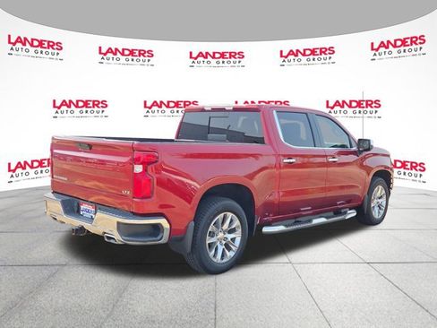 Used 2021 Chevrolet Silverado 1500 LTZ w/ LTZ Premium Package AWD/4WD image 3