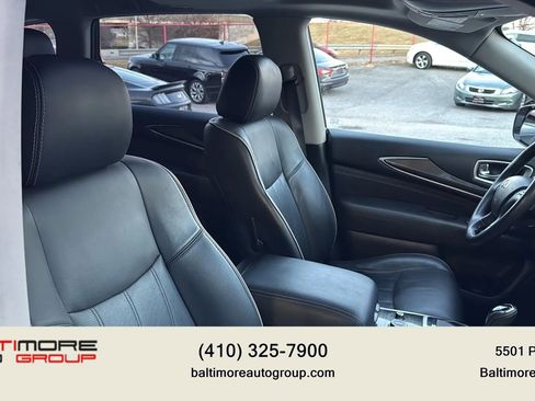 Used 2018 INFINITI QX60 3.5 Sport Utility 4D image 15