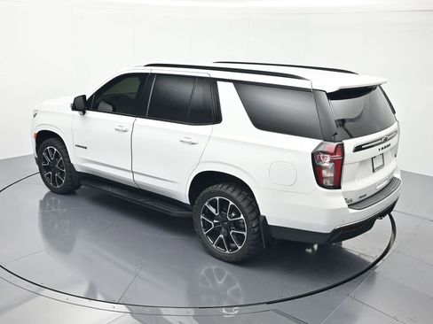 Used 2022 Chevrolet Tahoe RST w/ Luxury Package AWD/4WD image 37