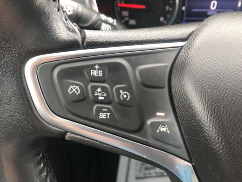 Used 2020 Chevrolet Equinox LT image 23