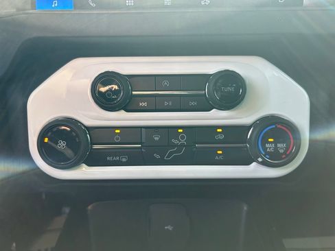 Used 2025 Ford Bronco 2-Door AWD/4WD image 20