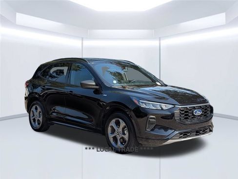 Used 2024 Ford Escape ST-Line FWD image 9